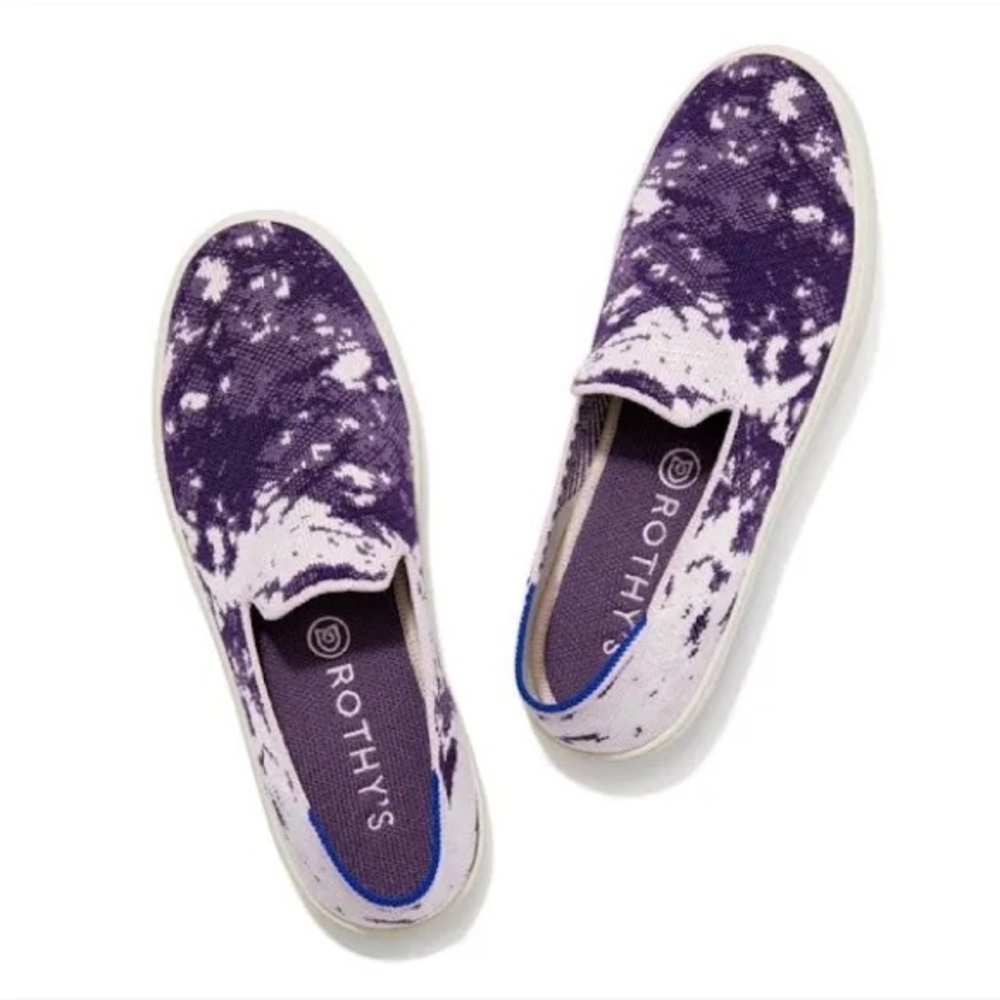Ocean Iris Shibori Rothy’s slip-on sneaker EUC 8.5